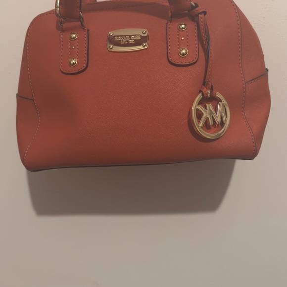 New Michael Kors Tangerine Satchel with Gold Accents - Picture 6 of 12